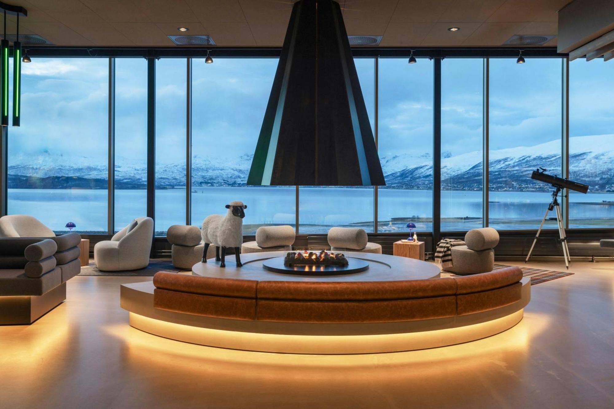 Hotel Moxy Tromsø Exterior foto